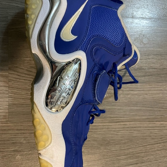 Nike Zoom Turf Jet ‘97 Shoes - Picture 6 of 8